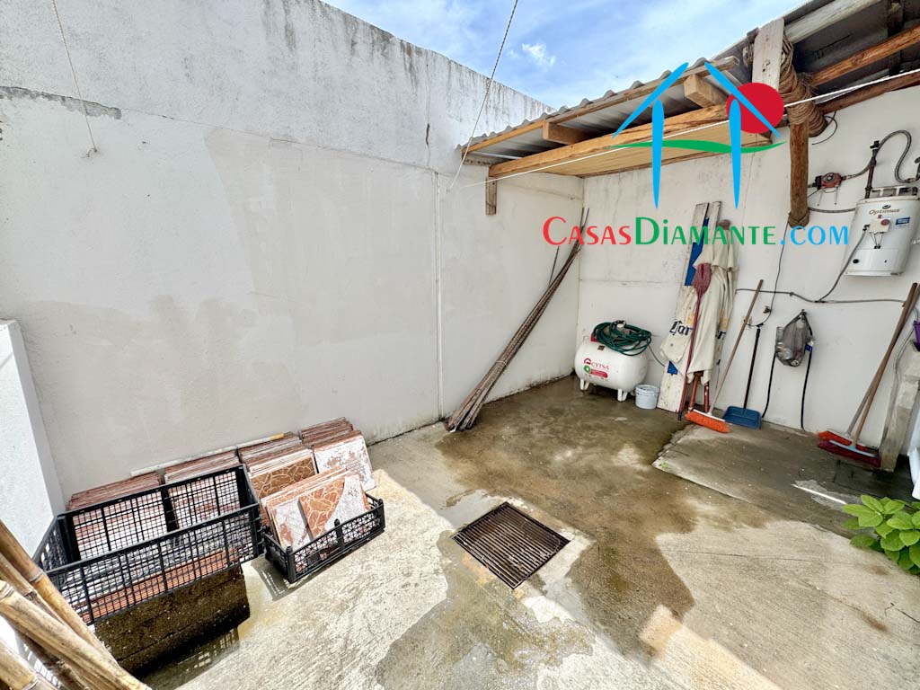 Puerta al Sol Puerto Vallarta Casa 11A - Patio de servicio 3